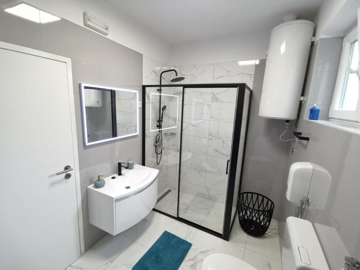 Apartman Rocan Vrsar Eksteriør billede
